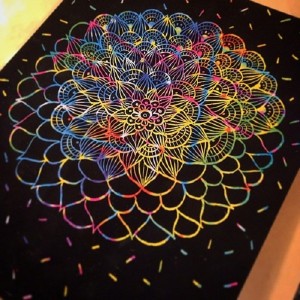 PAPEL MÁGICO A4 C/5 FOLHAS DESENHE C/BASTAO OFF PAPER